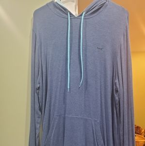 Hooded long-sleeved shirt